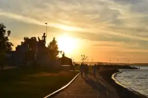 Петрозаводск: прогулка для тех, кто здесь впервые