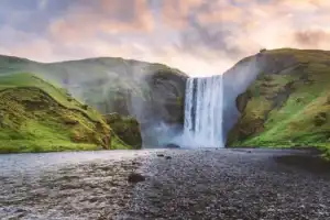 Лёд и пламя: природные соĸровища южного и западного побережий Исландии и Золотого кольца