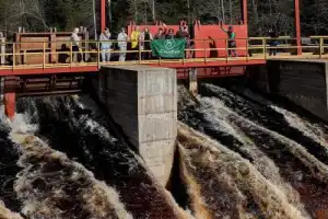 Из Сортавалы — к лесным водопадам и месторождению граната - 9