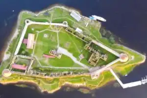 Идеальная поездка выходного дня: Орешек + Старая и Новая Ладога - 4