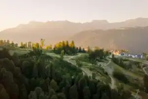 Русская Швейцария: поездка к горам Красной Поляны из Лоо Русская Швейцария: поездка к горам Красной Поляны из Лоо