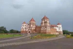 Трансфер из Минска — в замки Мира и Несвижа - 3