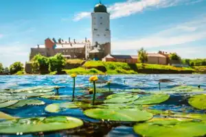 Вдоль берегов Выборга и парка Монрепо — на скоростном катере Вдоль берегов Выборга и парка Монрепо — на скоростном катере