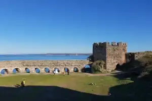 Дворцы, крепости и синие скалы Симплегады - 11