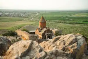 Из Еревана — к Хору Вирап, Гарни, Гегарду и Симфонии камней - 6