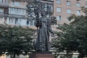 От Киевского вокзала к высотке «Украина»: прогулка по Москве - 11