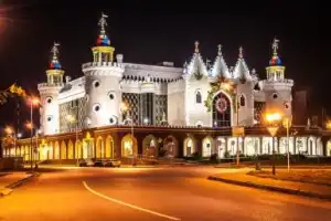 Красавица Казань — днём или вечером