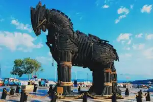 Достопримечательности Стамбула и Измира, Антальи и Чанаккале и день в Памуккале - 5