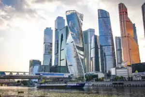 Речная прогулка-бранч от Парка культуры до Москва-Сити