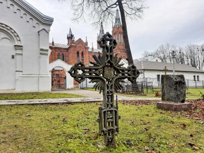 Жизнь и смерть в Смоленске: прогулка по кладбищу возле костёла - 4