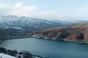 Из Ташкента — в горный оазис: Чимган и канатка Бельдерсая