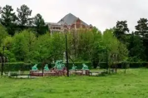 Омск и тайнопись веков: визуальное путешествие с нейросетью - 19