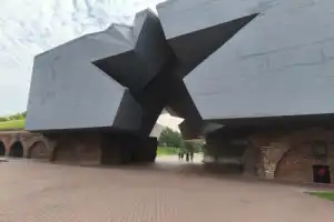 Вечерняя экскурсия по Бресту + посещение Брестской крепости - 4