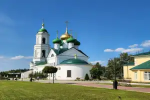Заповедный Бор: речная прогулка с обзорной экскурсией и посещением музея - 2