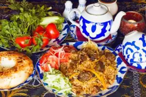 Мастер-класс в Самарканде по приготовлению узбекского плова Мастер-класс в Самарканде по приготовлению узбекского плова