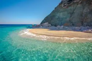 Турецкие Мальдивы: белый песок, чистейшая вода и релакс на яхте Турецкие Мальдивы: белый песок, чистейшая вода и релакс на яхте