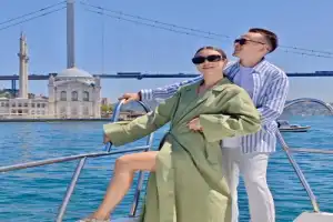 Прогулка на яхте по Босфору с гидом