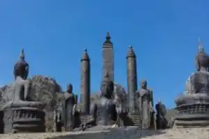 Реальный Таиланд: экскурсия по местам поклонения и силы — из Бангкока - 5