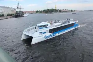 На катамаране из Санкт-Петербурга в Кронштадт - 11