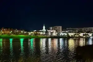 Огни Казани из окна минивэна - 5