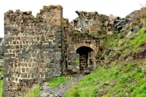 Гора Арагац и монастырь Сагмосаванк из Еревана - 13