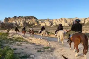 На лошадях по долине Каппадокии - 2