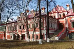 В лабиринте Чистопрудных переулков - 3