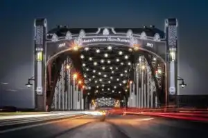 Огни вечернего Петербурга: подсветка как произведение искусства - 9