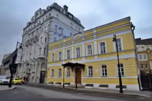 Богемная Москва: увлекательная прогулка по Патриаршим - 5