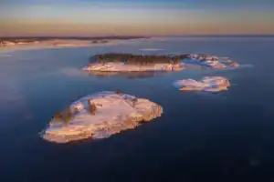 Пляжи и скалы острова Койонсаари - 10