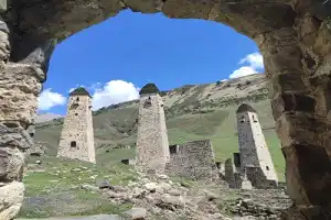 Понять загадочный мир Ингушетии (в мини-группе) Понять загадочный мир Ингушетии (в мини-группе)