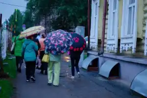 Вдоль по улице Тарской - 6