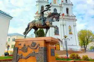 Средневековые замки и усадьбы художников: путешествие по четырём городам Беларуси - 2