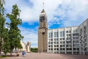 По знаковым местам Красноярска По знаковым местам Красноярска