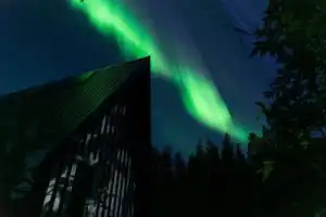 Ловим Северное сияние в Колвицких тундрах: тур «всё включено» в мини-группе с лёгкими прогулками