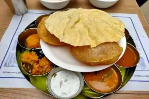 Из аэропорта — по утреннему Дели! - 8