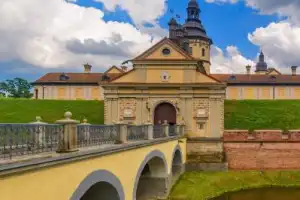 Индивидуальный тур по Беларуси: замки, Минск и Дудутки