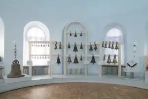 История и традиции Валдая (на вашем автомобиле)