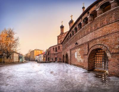Крутицкое подворье в веках и лицах Крутицкое подворье в веках и лицах