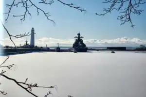 Город-крепость, город-порт: в Кронштадт на метеоре - 20