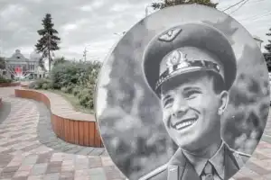 Москва — Луна, Калуга — Марс - 9