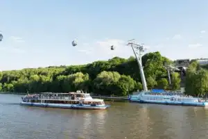 На теплоходе от Крымского моста до Москва-Сити - 4