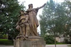 Ты наше солнце, крепость Вышеград! Ты наше солнце, крепость Вышеград!