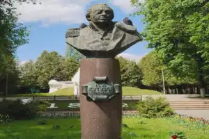 Мал, да удал: Малоярославец от древности до современности - 4