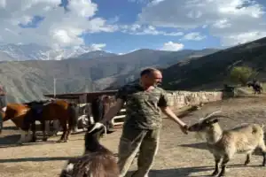 Осетинские выходные: уютный Владикавказ и впечатляющие ущелья - 2