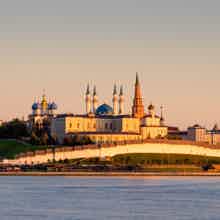 Вечерняя прогулка по Волге с живой музыкой