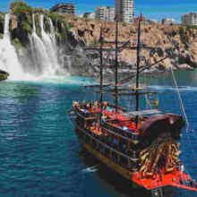 Прогулка на пиратской яхте к Дюденскому водопаду в Анталии Прогулка на пиратской яхте к Дюденскому водопаду в Анталии