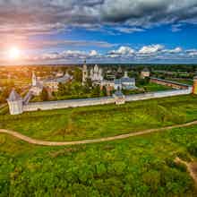 Экскурсия по Вологде и Спасо-Прилуцкому монастырю на транспорте туристов