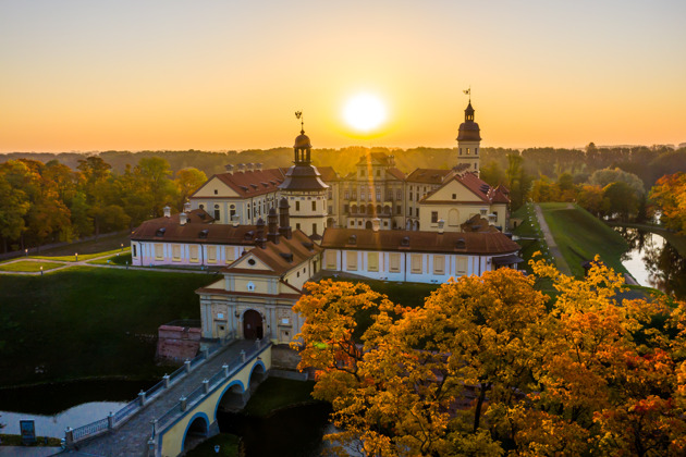 Вечерние огни старого Несвижа - 2
