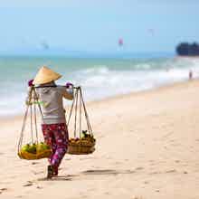 Наследие Биньтхуана: гора Таку, маяк КеГа и Чамские башни (из Муйне)